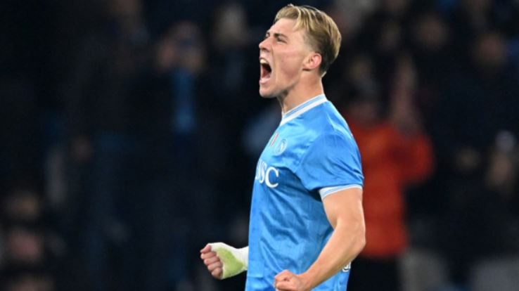 ฮอยลุนด์เผยเคล็ดลับหลังกดเบิ้ลพานาโปลี